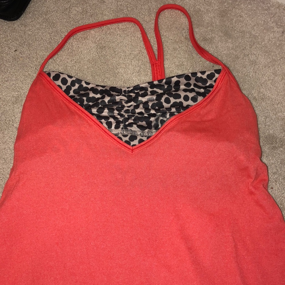 LULU LEMON TANK SIZE 4
